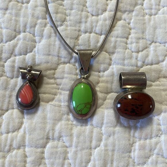 Sterling silver pendants - Picture 1 of 4